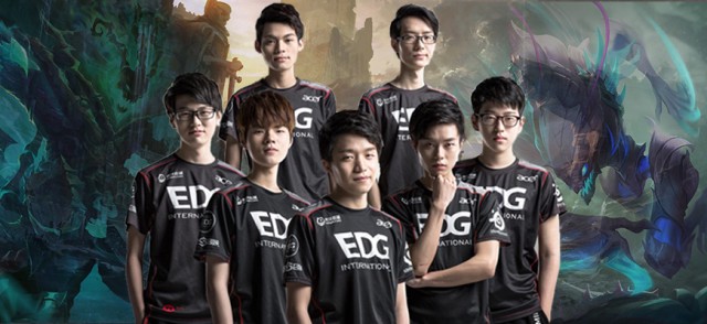 再次聚焦在 再次聚焦在