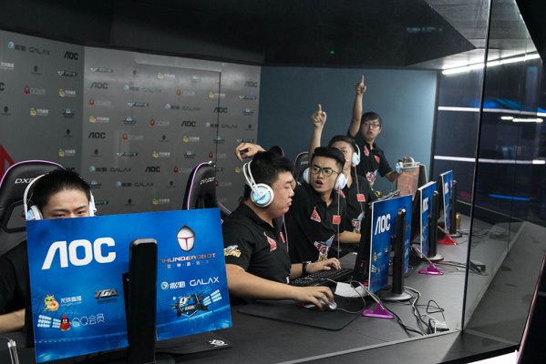 场别开生面 场别开生面